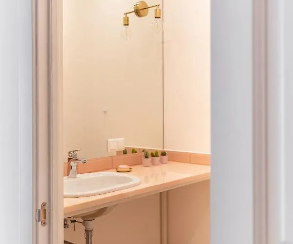 Kungu Street Old Apartment Riga