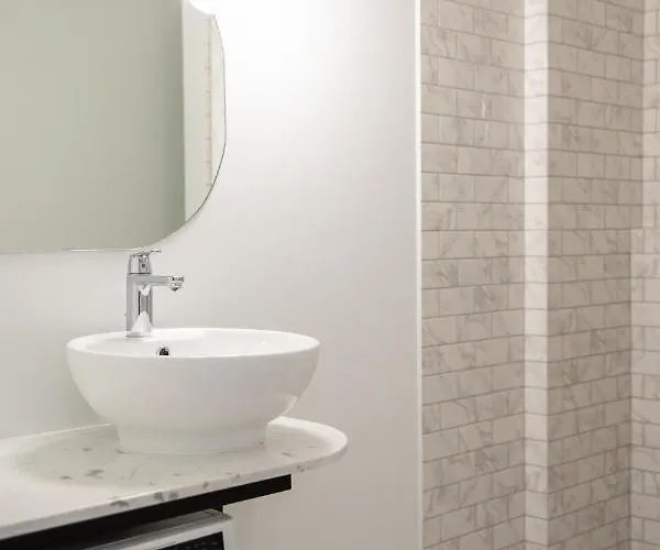 Kungu Street Old Apartment