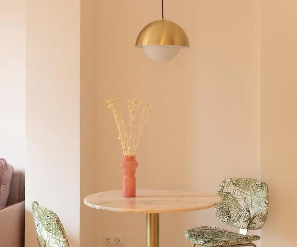 Apartment Kungu Street Old